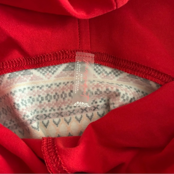 Free People Movement Hot Shot Printed Hooded Layer in Nordic Red Ridge Motif - Picture 8 of 9